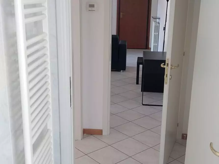 Immagine 12 di Appartamento in affitto  in Via santo spirito  32 a Pavia