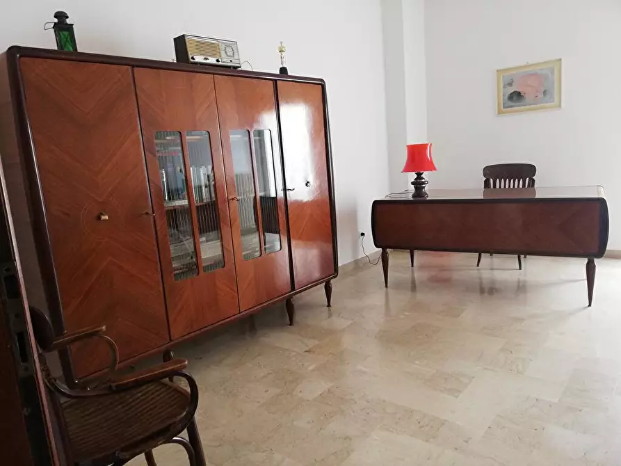 Immagine 9 di Appartamento in affitto  a Taranto