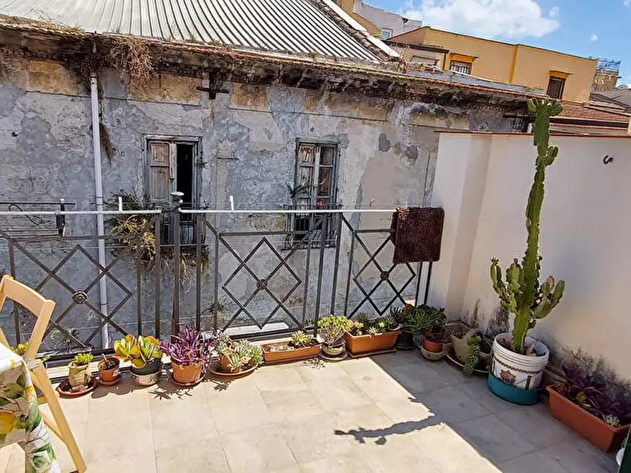 Immagine 26 di Camera in affitto  in Via Argenteria  19 a Palermo