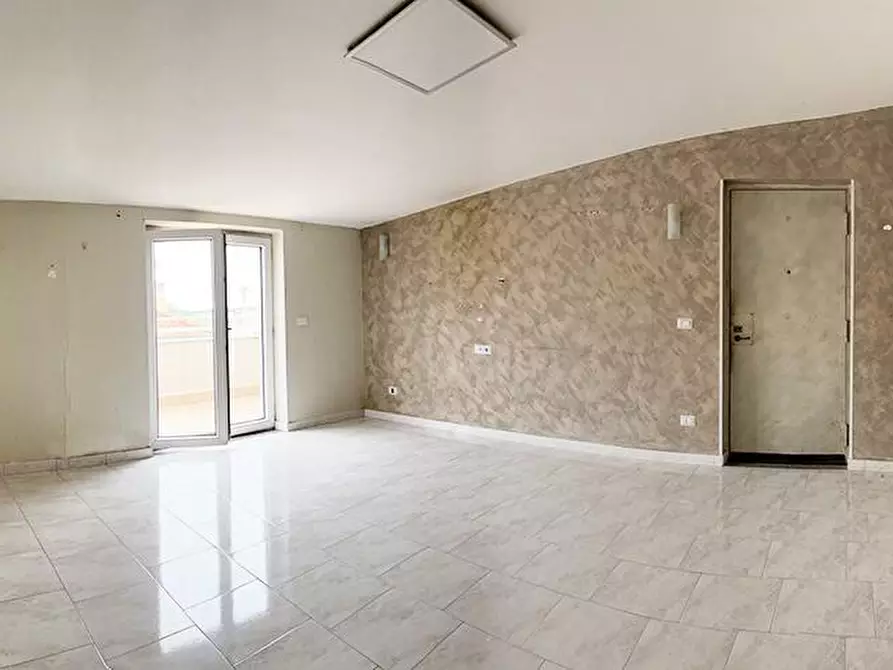 Immagine 3 di Appartamento in vendita  in Via Lago Patria 130 a Giugliano In Campania