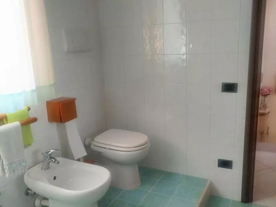 Immagine 27 di Villa in vendita  in Via Francesco Como 6 a Taranto