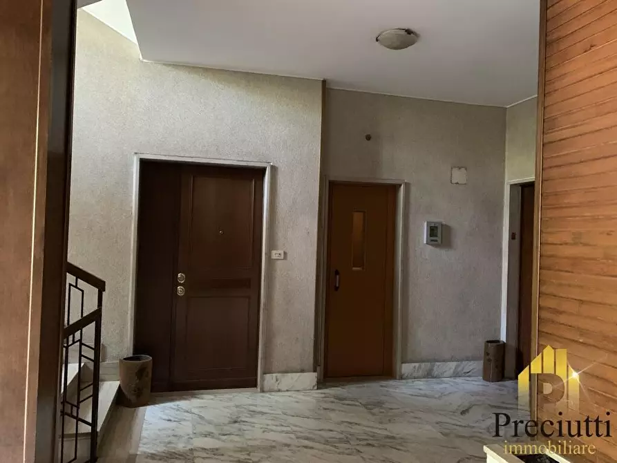 Immagine 5 di Appartamento in vendita  in VIA ANTONIO SOGLIANO 46 a Roma