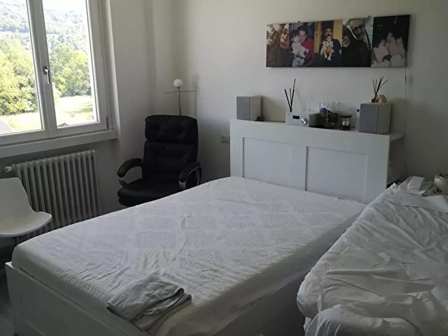 Immagine 3 di Appartamento in affitto  in Via Lombardia  8 a Casalzuigno