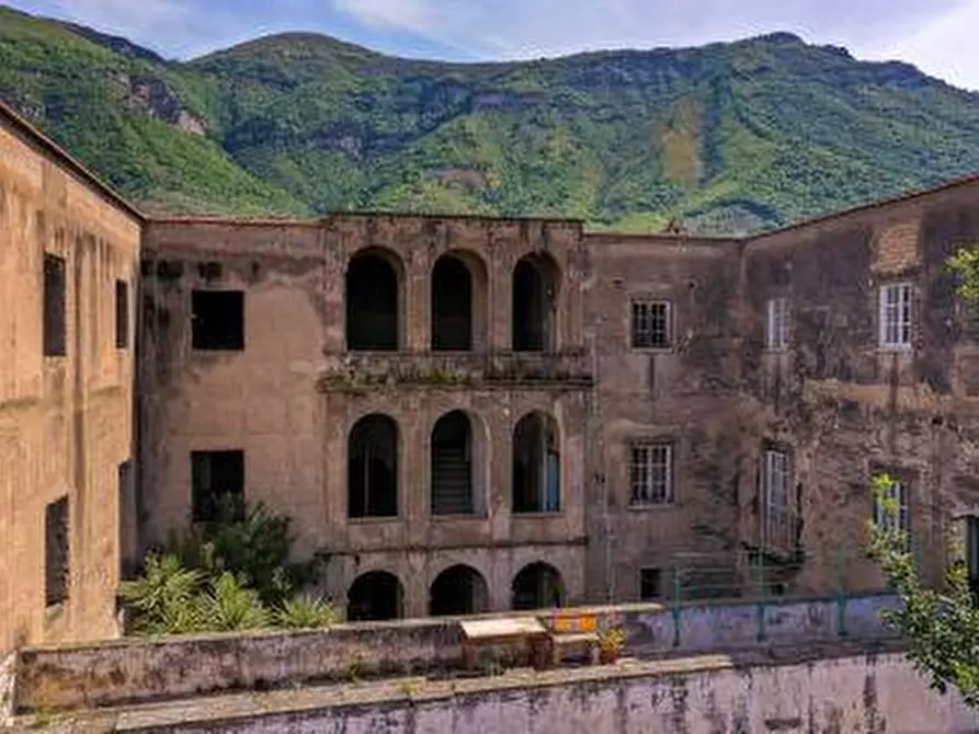 Immagine 21 di Palazzo in vendita  in Via Casamonica 4 a Sarno
