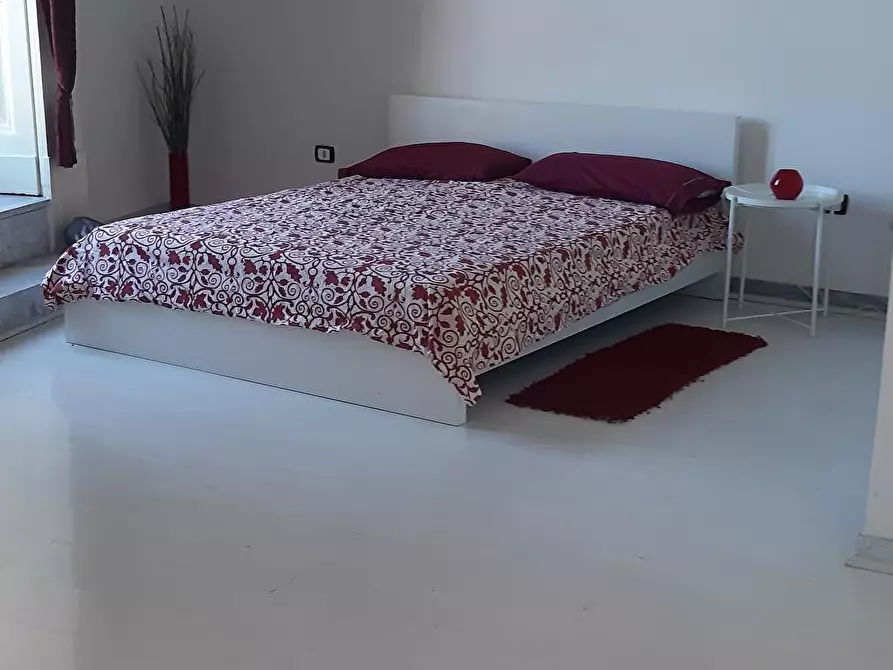 Immagine 2 di Appartamento in affitto  in Via Mergellina  35b a Napoli