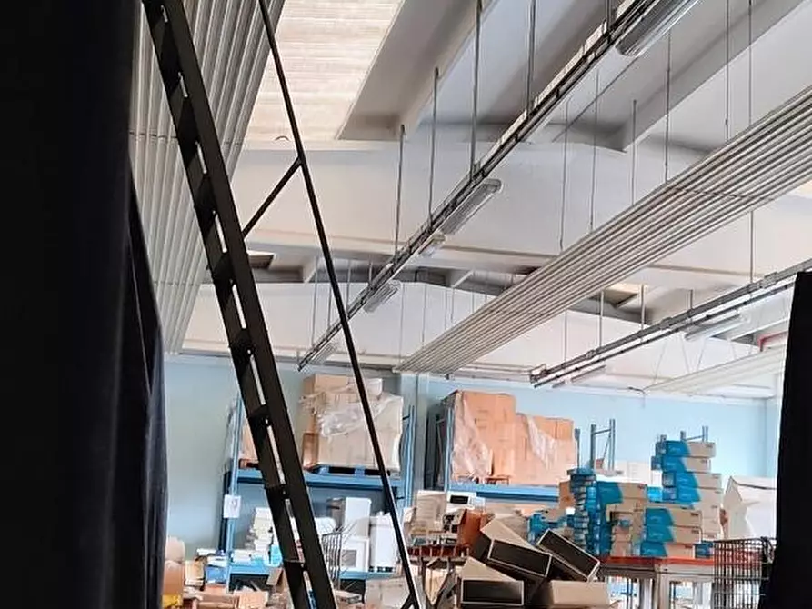 Immagine 4 di Capannone industriale in affitto  in VIA CARDINALE DELLE LANZE 23 a Montanaro