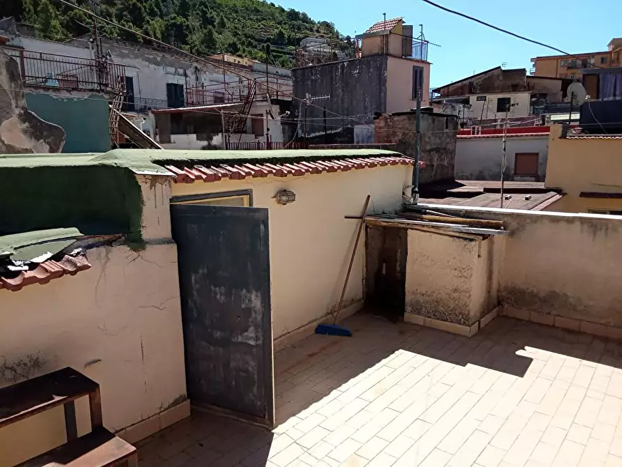 Immagine 2 di Casa semindipendente in vendita  in Corso Umberto I 14 a Sarno