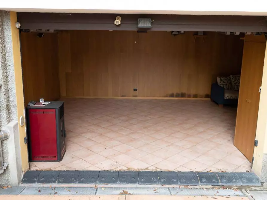 Immagine 9 di Villa in affitto  in Via Ugo la Malfa  3 a Paderno Dugnano