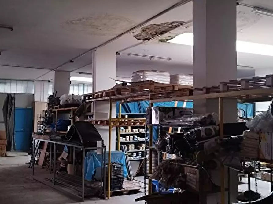Immagine 10 di Capannone industriale in vendita  in Via Sodano 1 a Sarno