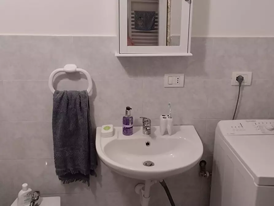 Immagine 3 di Abitazione tipica in affitto  in Via Orfeo  11 a Bologna