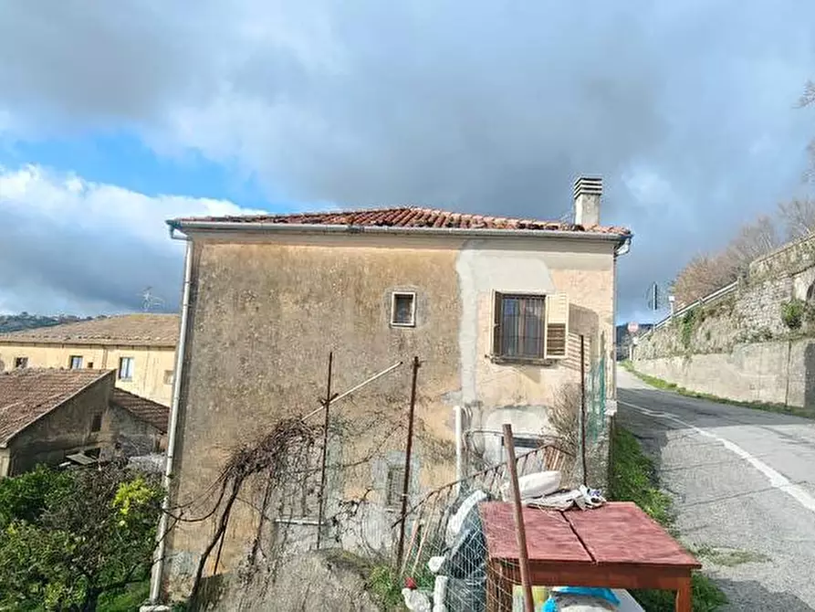 Immagine 3 di Casa indipendente in vendita  in via Roma 1 a Rutino