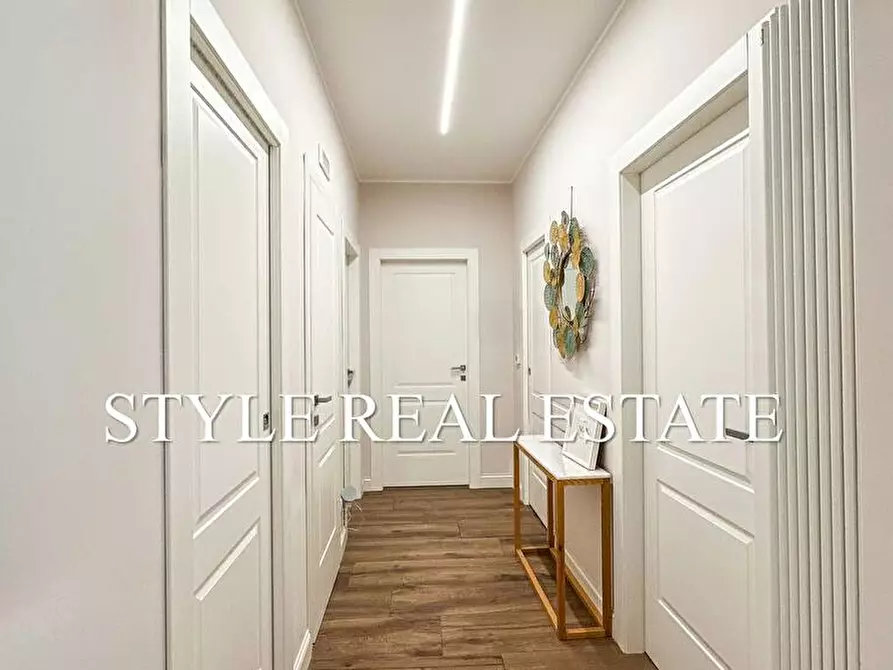 Immagine 5 di Appartamento in vendita  in Viale Scala Greca 483 a Siracusa