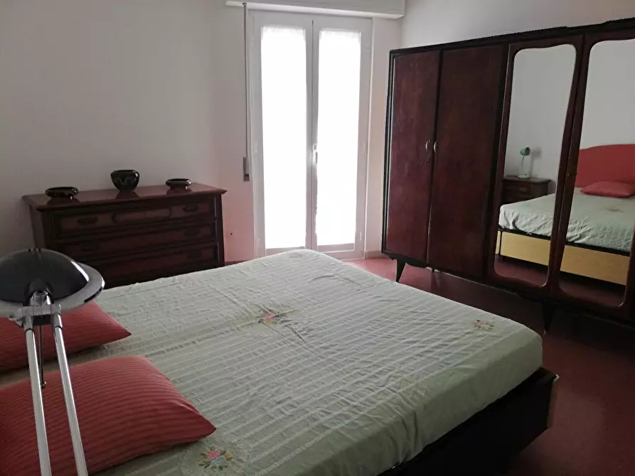 Immagine 4 di Appartamento in affitto  a Taranto