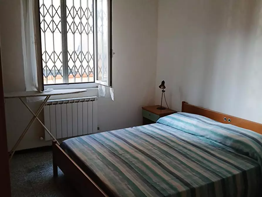 Immagine 2 di Appartamento in affitto  a Genova
