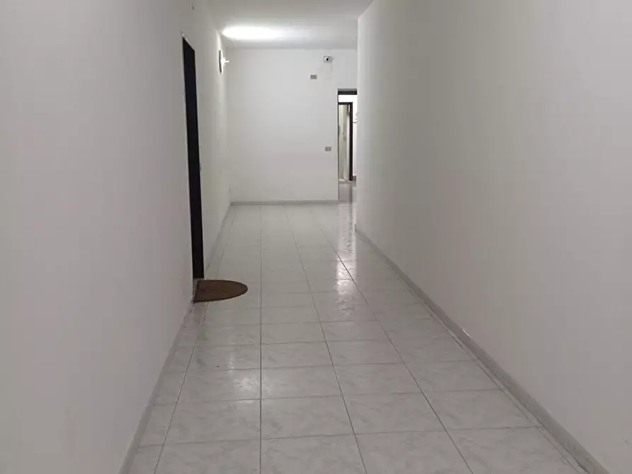 Immagine 1 di Ufficio in vendita  in via Comunale Vecchia Pianura 16 a Napoli