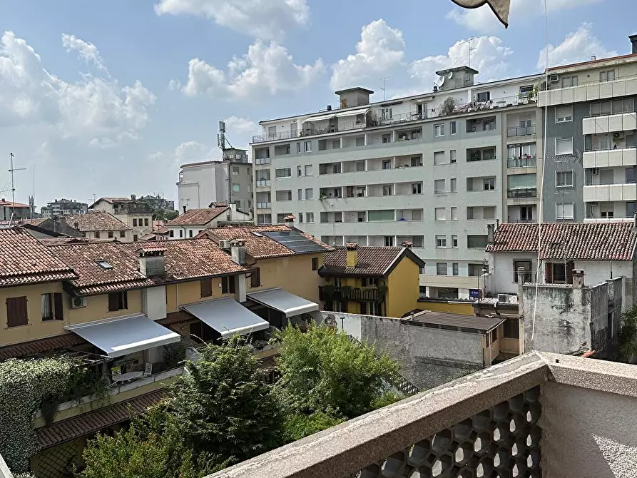 Immagine 5 di Affittacamere in affitto  in via Tiberio Deciani  50/1 a Udine