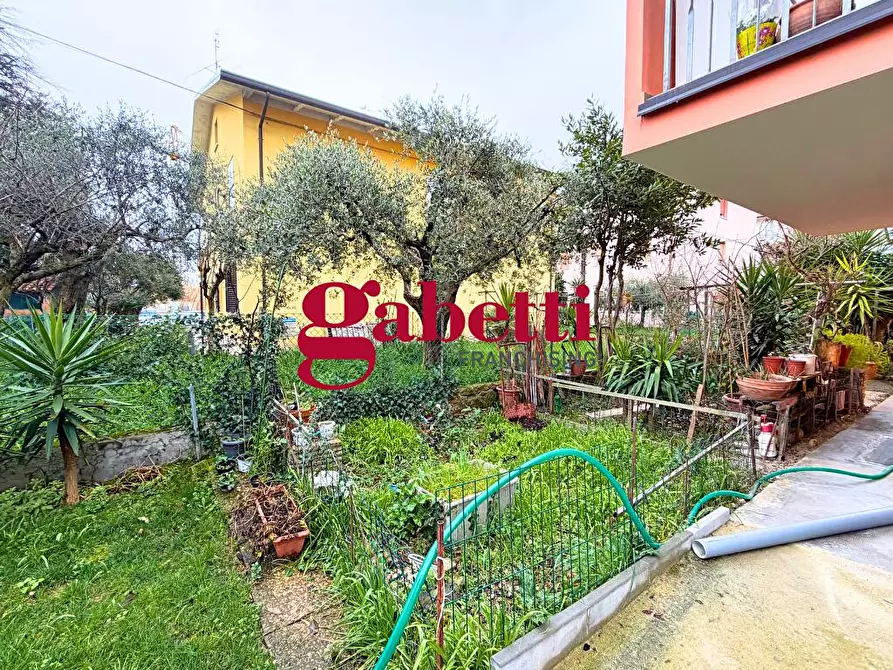 Immagine 14 di Appartamento in vendita  a Santarcangelo Di Romagna