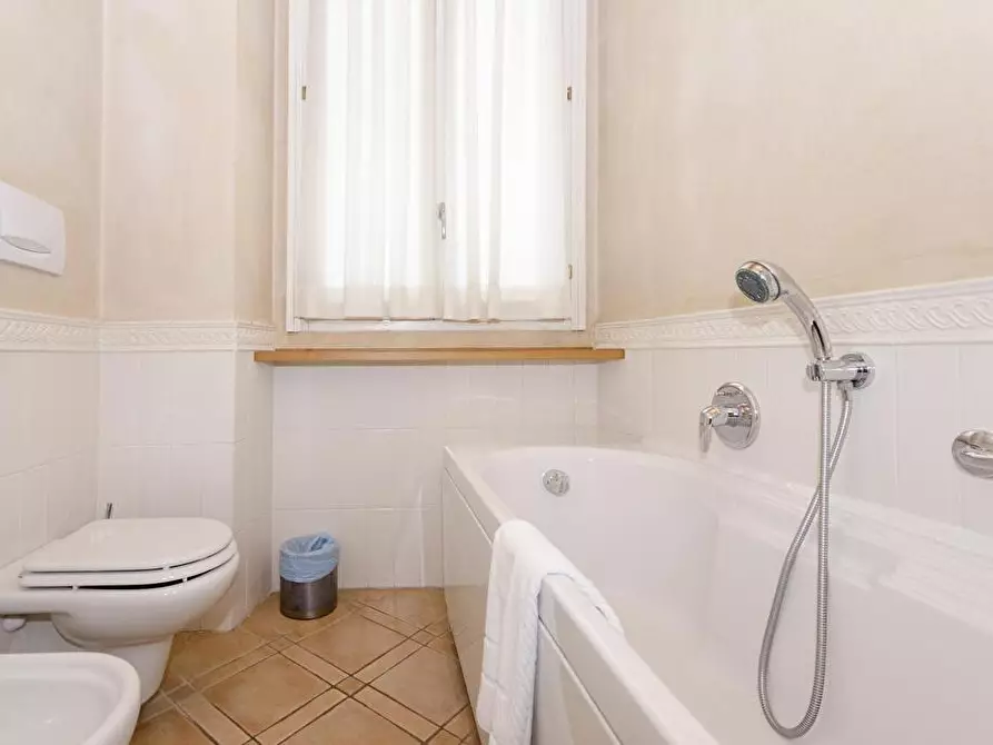 Immagine 6 di Appartamento in affitto  a Milano