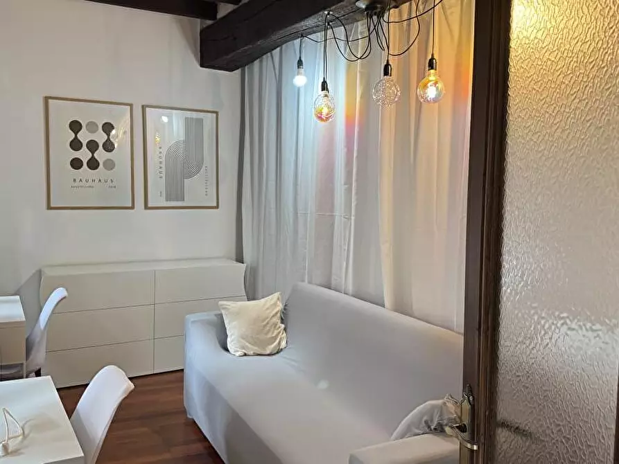 Immagine 1 di Appartamento in affitto  a Piacenza