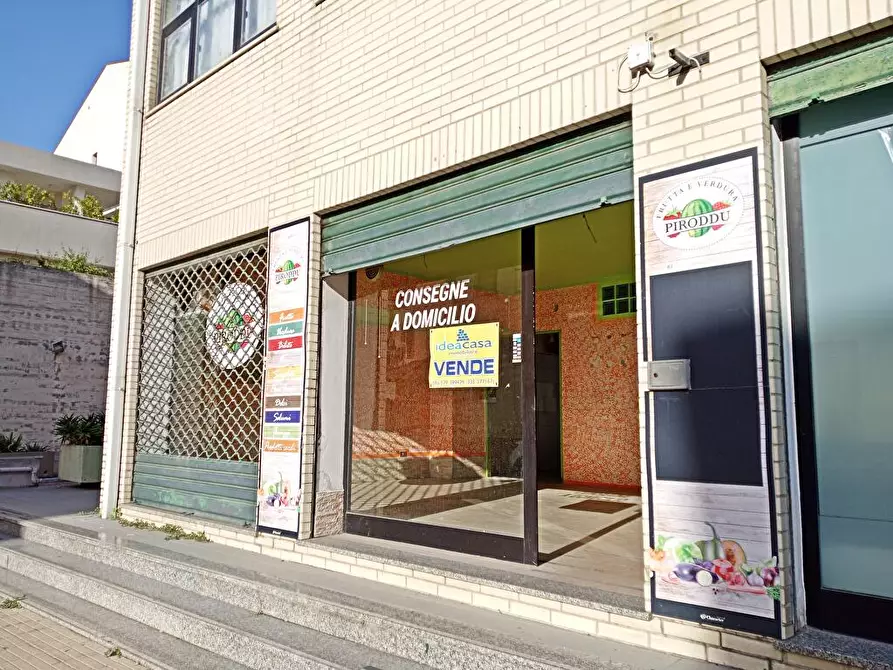 Immagine 2 di Locale commerciale in affitto  in Via Savoia 42 a Sassari