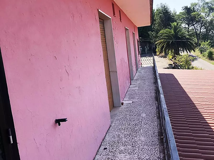 Immagine 39 di Albergo/B&B/Residence in vendita  in Via Villa snc a Liberi