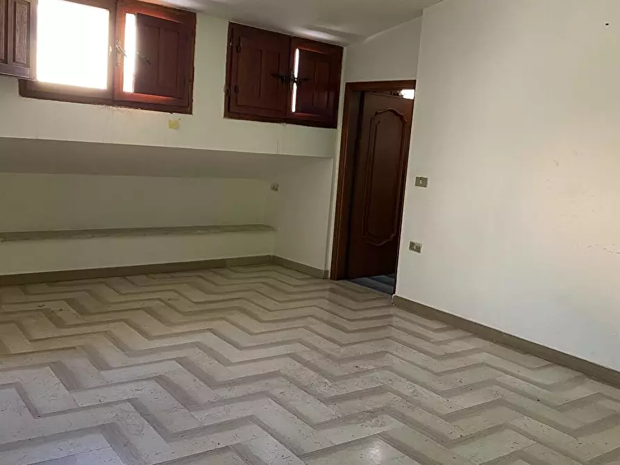 Immagine 8 di Ufficio in affitto  in Piazza Martiri della libertà  3 a Gela