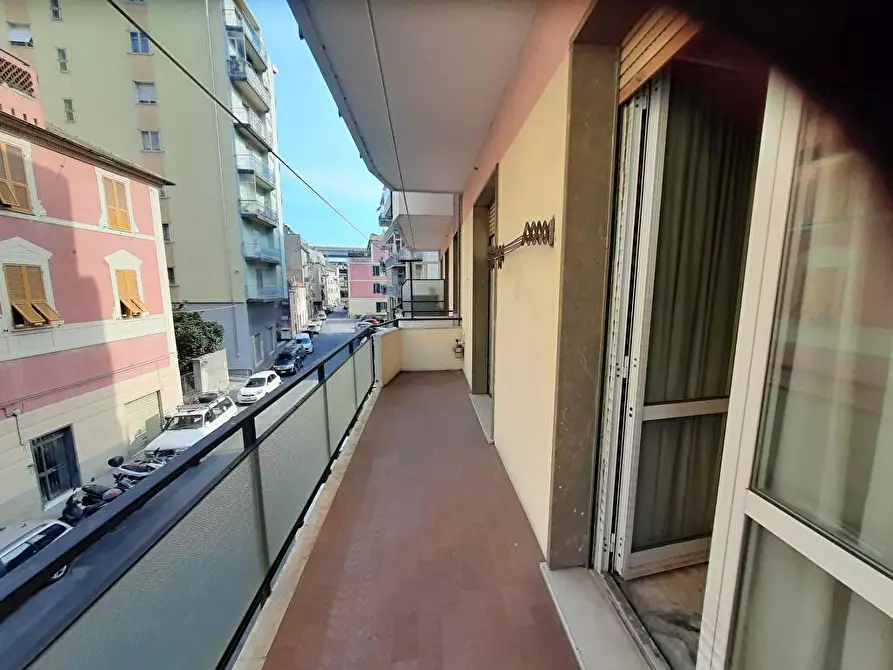 Immagine 4 di Appartamento in vendita  a Savona