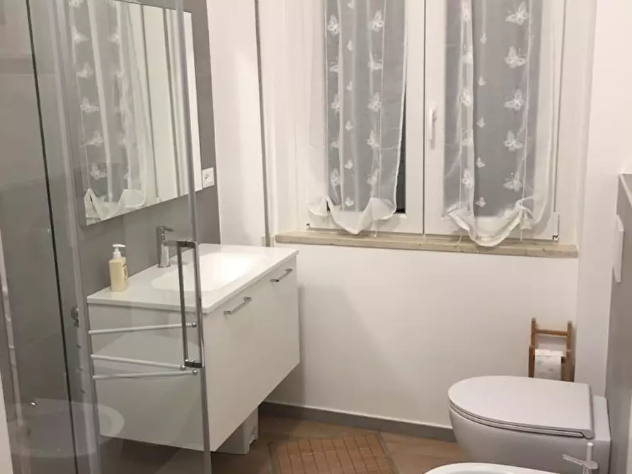 Immagine 4 di Bilocale in affitto  a Cattolica