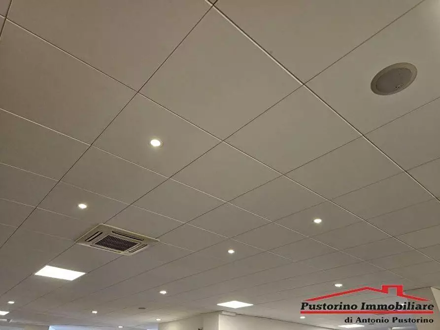 Immagine 12 di Negozio in affitto  in Via Vecchia Pentimele  a Reggio Di Calabria