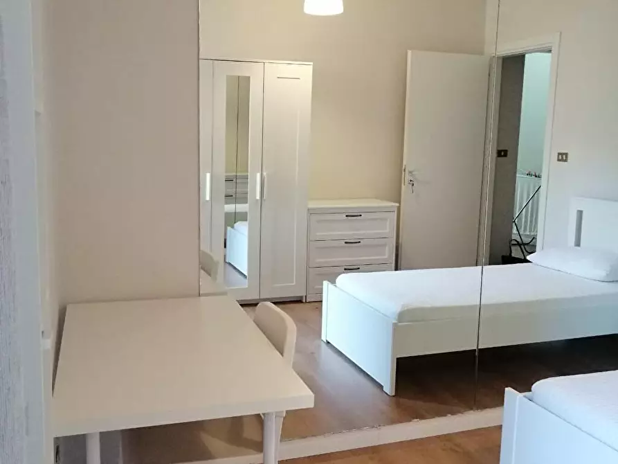 Immagine 3 di Camera in affitto  a Reggio Di Calabria