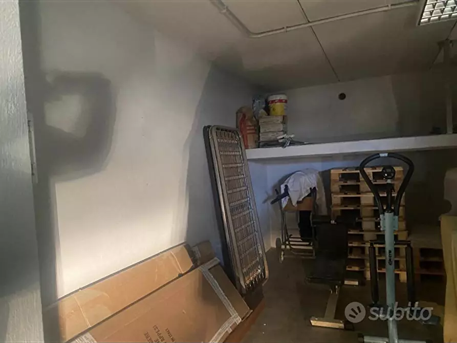 Immagine 5 di Box auto in vendita  in Via Altofonte  1 a Palermo