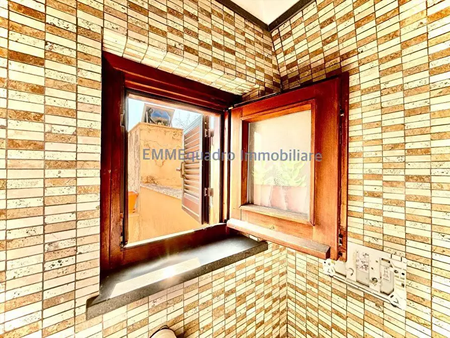 Immagine 9 di Appartamento in vendita  in via Roma a Terracina