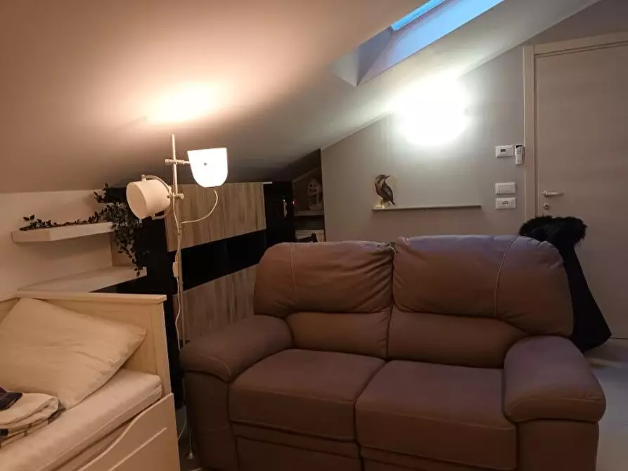 Immagine 10 di Monolocale in affitto  in via Castellammare 16 a Milano