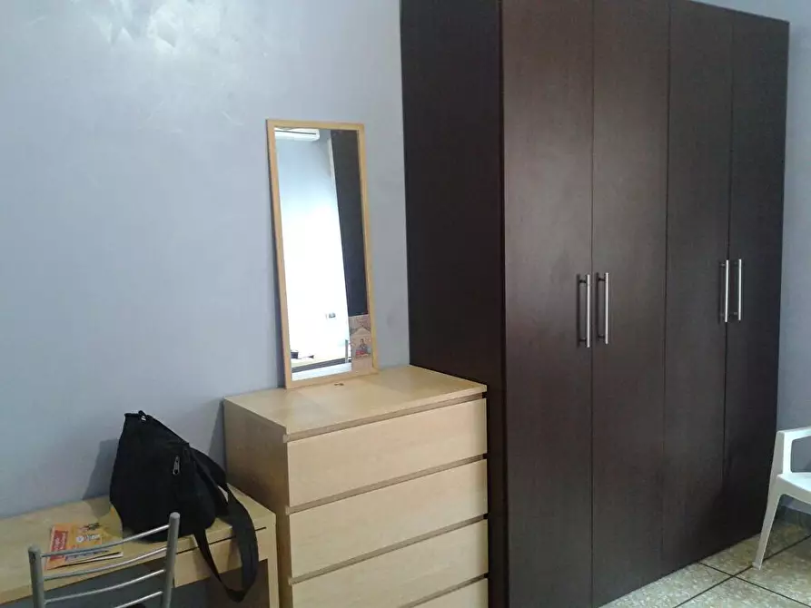 Immagine 2 di Camera condivisa in affitto  a Roma