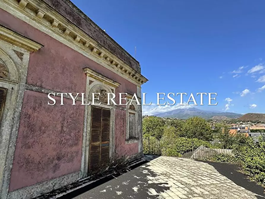 Immagine 6 di Albergo/B&B/Residence in vendita  in Via Aldo Moro a Viagrande