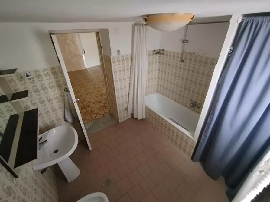 Immagine 2 di Appartamento in vendita  in Via Ponte 43 a Caserta