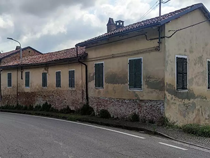 Immagine 1 di Casa bifamiliare in vendita  a Tonco