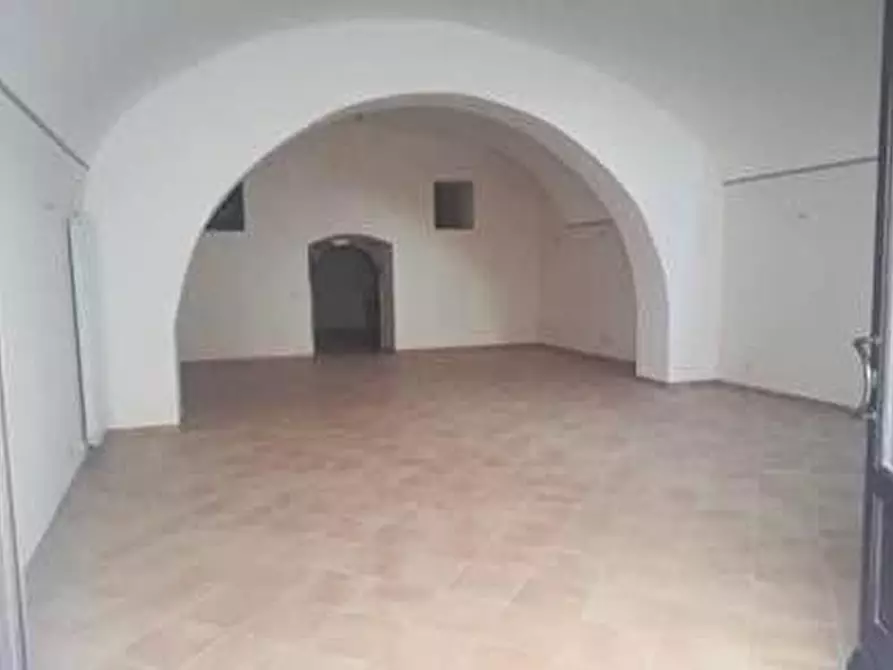 Immagine 4 di Laboratorio in affitto  a L'aquila