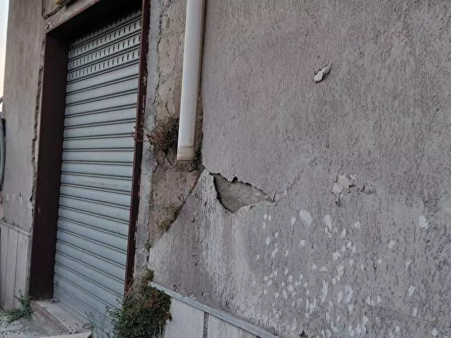 Immagine 4 di Magazzino in vendita  in Via Armando Diaz 1 a San Valentino Torio