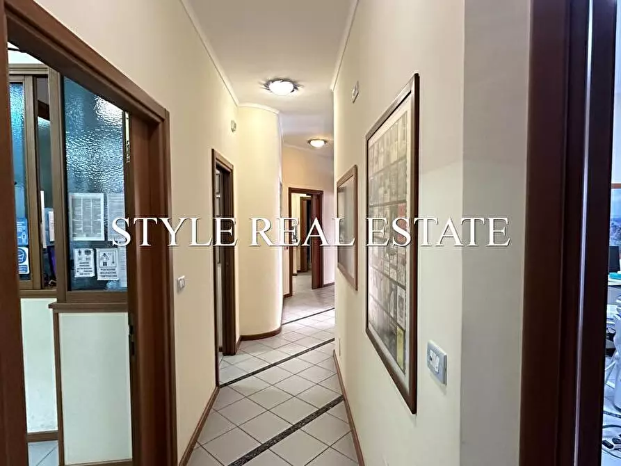 Immagine 9 di Ufficio in vendita  in Via Adige a Siracusa