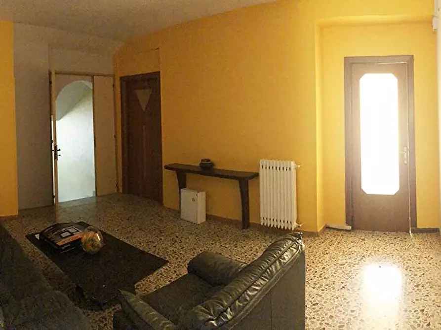 Immagine 34 di Albergo/B&B/Residence in vendita  in Via Villa snc a Liberi