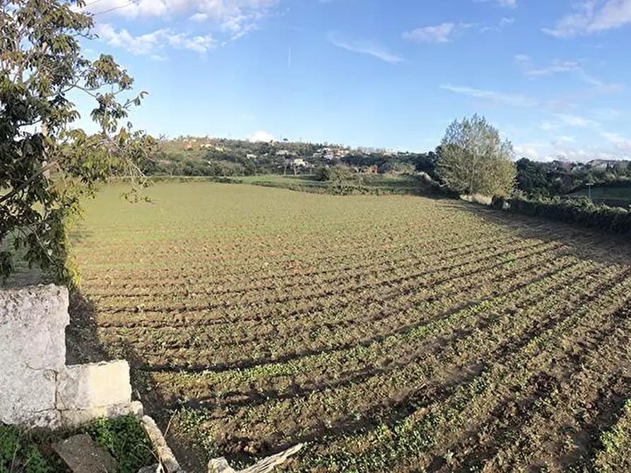 Immagine 12 di Stabile in vendita  in Via Cigliano snc a Pozzuoli