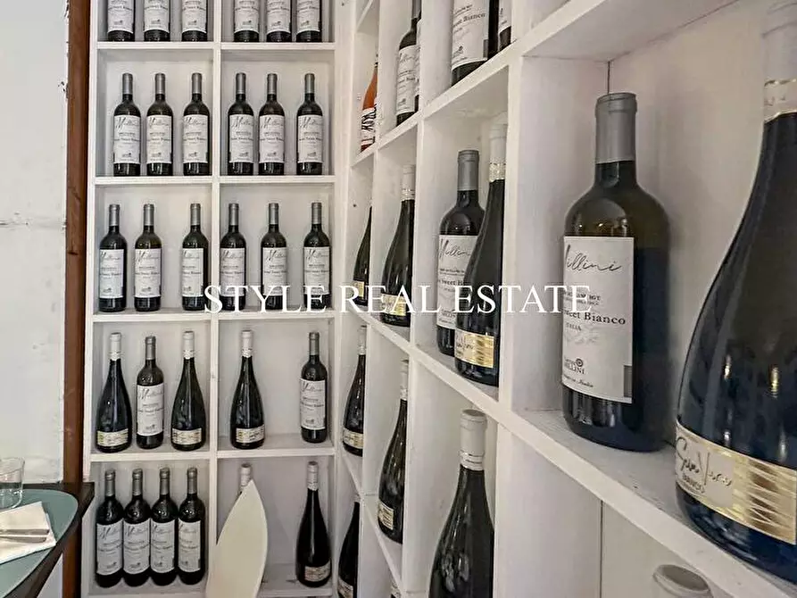 Immagine 34 di Bar / Ristorante in vendita  in Via Giuseppe Maria Capodieci 6 a Siracusa