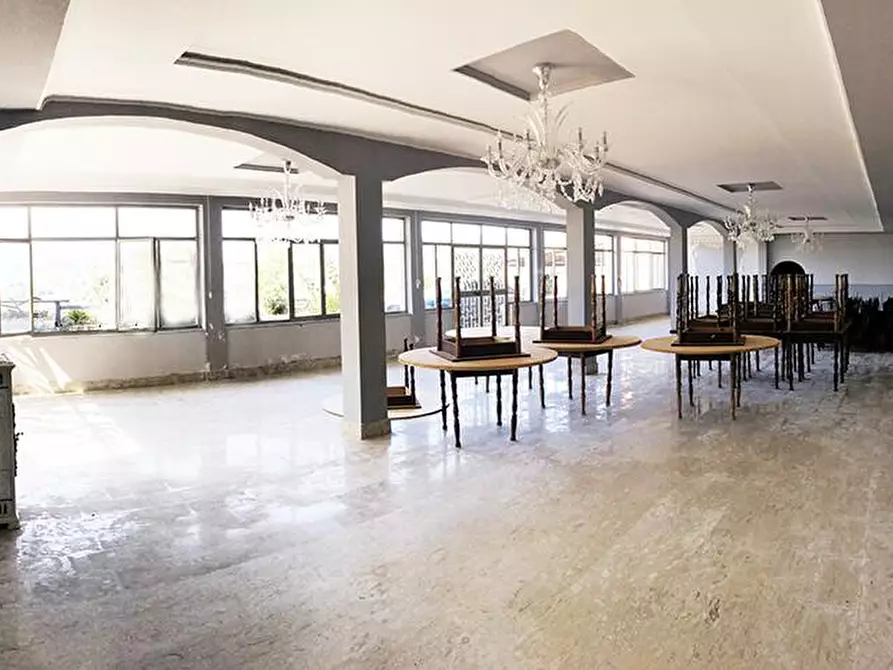 Immagine 11 di Albergo/B&B/Residence in vendita  in Via Villa snc a Liberi