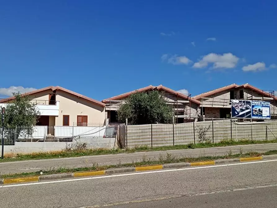 Immagine 3 di Villetta a schiera in vendita  in Via Milano snc a Sassari