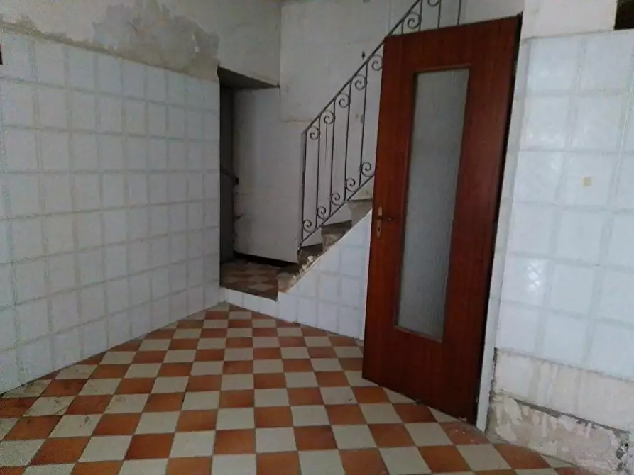 Immagine 6 di Bilocale in vendita  in Vico degli Innamorati 1 a San Valentino Torio