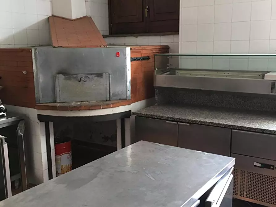 Immagine 4 di Bar / Ristorante in affitto  in Via Francesco Celio 2 a Castrovillari