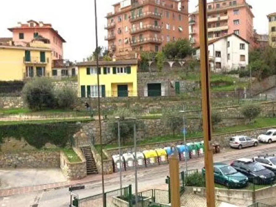 Immagine 1 di Bilocale in vendita  in VIA TORRE DEL MENEGOTTO 4 a Rapallo
