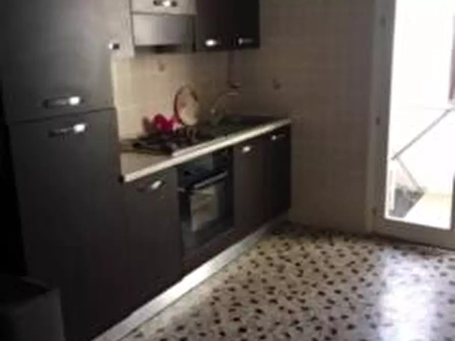 Immagine 4 di Stanza singola in affitto  in VIA DEI PELIGNI  106 a Pescara