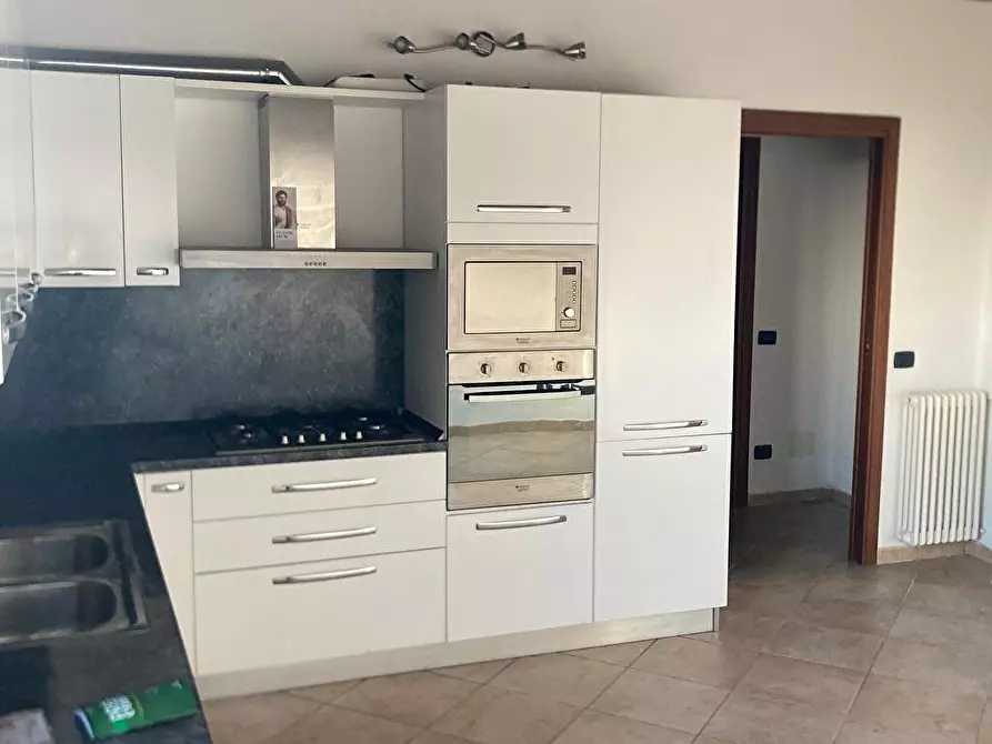 Immagine 1 di Appartamento in affitto  a Costa Masnaga